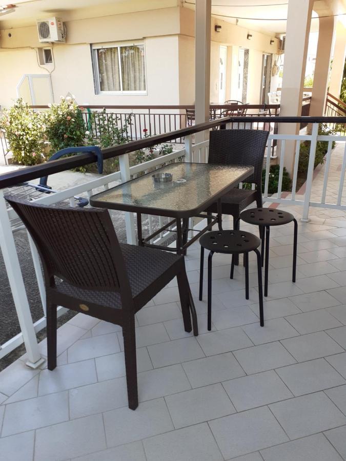 Chrysafis Apartments Vrasná Екстериор снимка